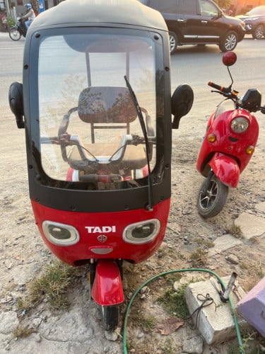 លក់កង់បីអាគុយមួយទឹក