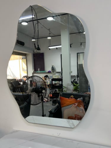 កញ្ចក់ ម៉ូត