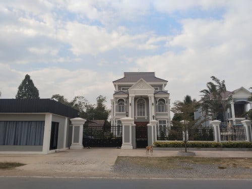 លក់ផ្ទះបន្ទាន់ មានចំណូលស្រាប់