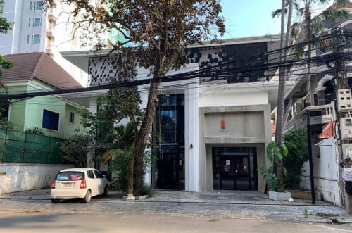 ហាងសម្រាប់ជួល នៅបឹងកេងកង១