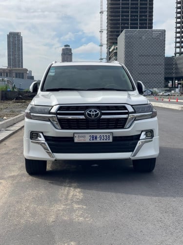 ឡានលក់បន្ទាន់លុយ