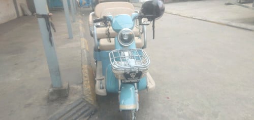 កង់បីអគ្គិសនីលក់