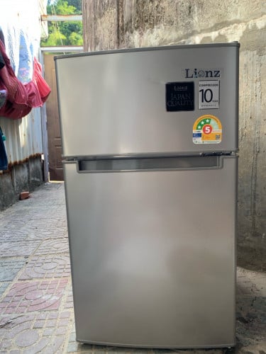 ទូរទឹកកក ជប៉ុន 100$