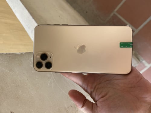 ខ្ញុំចង់ លក់ 11pro max អេក្រង់ថ្មី GX no scan 64GB