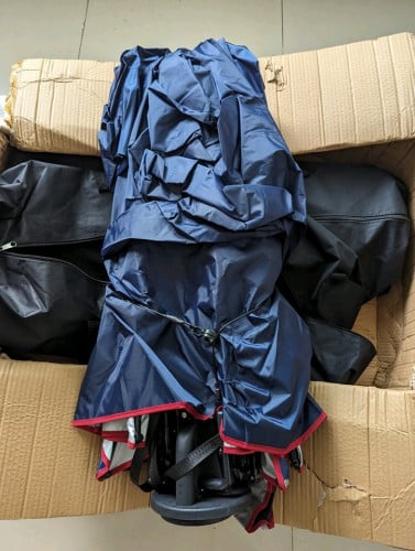 ឆ័ត្រគ្របឡានលក់ឡៃឡុងចេញតែ65$