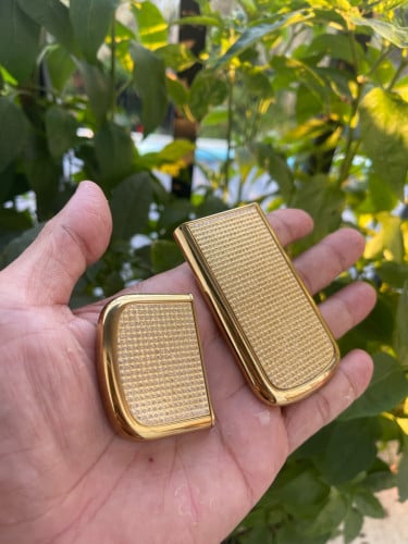 សំបកNokia 8800 gold art នៅស្អាត សំរាប់លេង