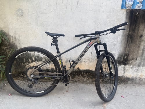 កង់ជិះខ្លួនឯង Telegram: 086702423