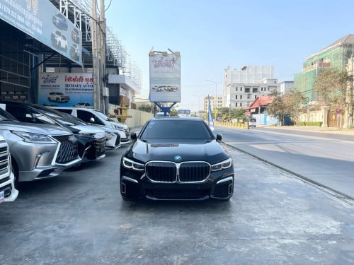 ✔️ BMW 740 Li 2016 LWB តួវែង Full Option up to 2020 M package