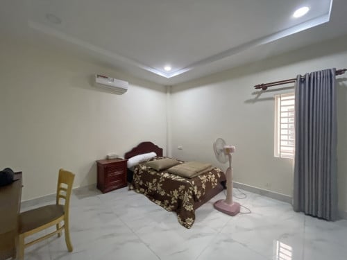 🏘 វីឡាកូនកាត់ (LA) ក្នុងបុរី ហាយធិចតាងៅ ត្រូវការលក់បន្ទាន់ខ្លាំង (កូដ: A01-059818)