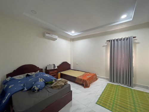 🏘 វីឡាកូនកាត់ (LA) ក្នុងបុរី ហាយធិចតាងៅ ត្រូវការលក់បន្ទាន់ខ្លាំង (កូដ: A01-059818)