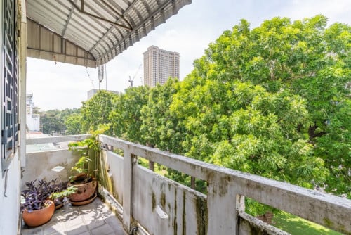 🏠 2 Bedroom Renovated House for Rent In Daun Penh Area