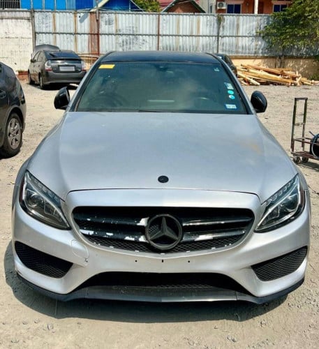 🔥C300AMG 015កាន់💰9500$💸ដកឡានភ្លាមបង់រំលស់ជាមួយឃ្លាំងផ្ទាល់