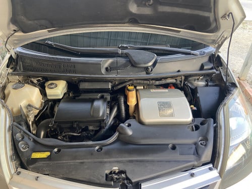 Toyota Prius 06 ឡានជិះផ្ទាល់ឡានស្អាត🥰ដំលៃ9100$ចរចា