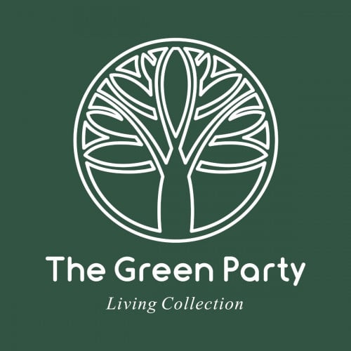 Assistant shop Manager (Female)