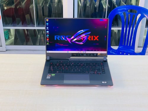 ASUS ROG Strix G513QM