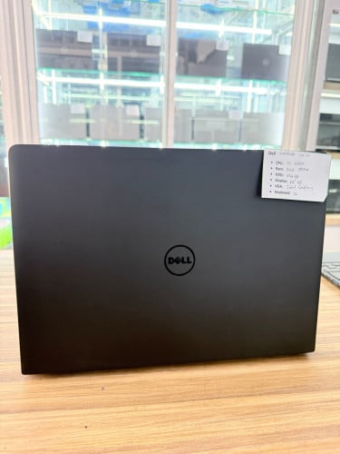 Dell latitude 3470Core i3-6100URam  8GBHDD  256GBScreen 14”HD