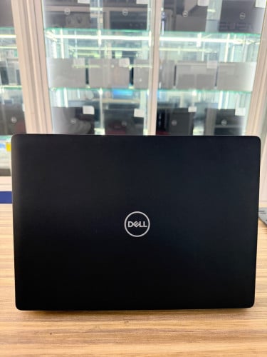 Dell latitude 3480Core i5-7200URam  8GBHDD  256GBScreen 14”HD