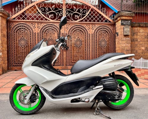 HONDA PCX 730$ , 125cc , 2011 , Japan have lD card