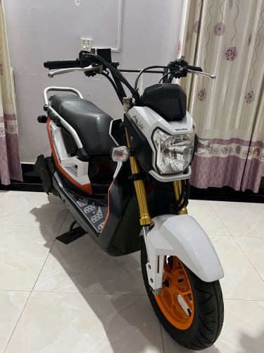 Honda Zoomer-X2017