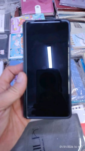 Honor magic V3 ធានាស្អាតដូចថ្មី សល់ធានាក្រុមហ៊ុន