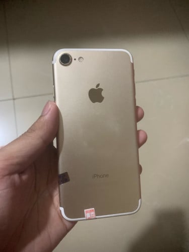 iPhone 7g 32g លក់📥