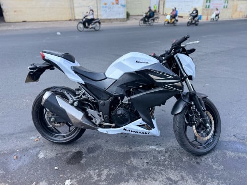Kawasaki Z250