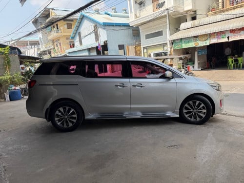 Kia Carnival 2018full optទ្វាអូតូបី360