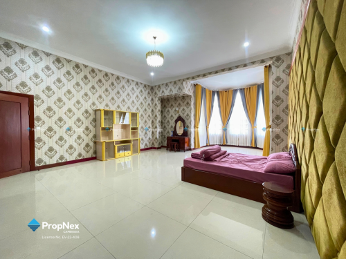 King Villa for rent at Toul Kouk!