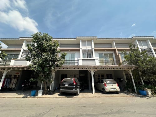 LC1 For Rent At Borey Peng Huoth The Star Natural ( PC Market )