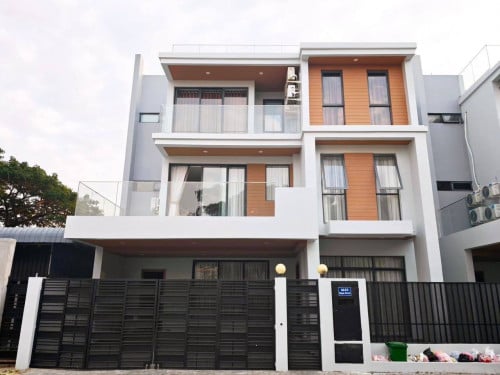 Luxurious 6 Bedrooms Villa for RENT on Hun Sen Blvd near ISPP and New Airport