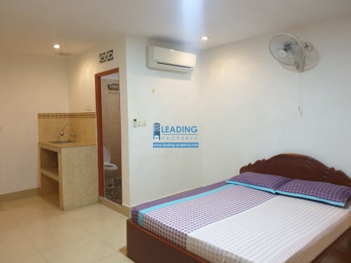 N261 | Elevator Studio Apartment For Rent in BKK2