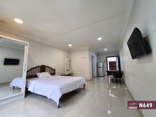 N649 | Nice and Clean, Studio Apartment with Lift For Rent Free Wifi