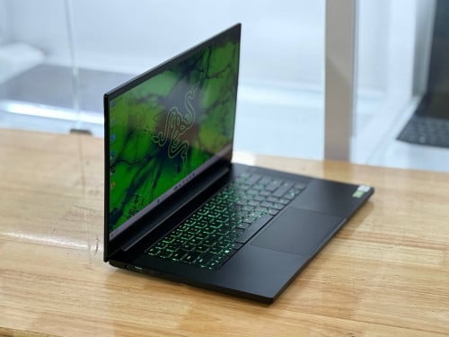 RAZER BLADE 15 base