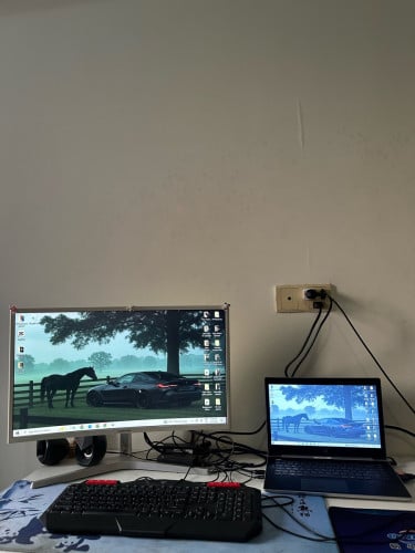 Samsung Curved Monitor for sell ( Read description please )