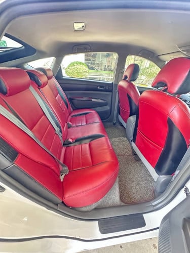 Toyata Prius 05 ឡេីងfull ឡាន​ស្អាត​ ម៉ាស៊ីន​ប្រអប់​លេខ​ ជេីងក្រោមស្អាត​ 9700$ ទិញ​ដាច់​ វ៉ៃ​ដូរ​បាន