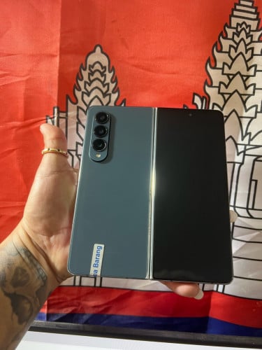 Z fold 4 / ram12g / 512g / Korea sim 2+eaim / សុំណុំហ្សុីន លក់តំលៃក្រោមទីផ្សារនៅកម្ពុជា 315$ ដាច់