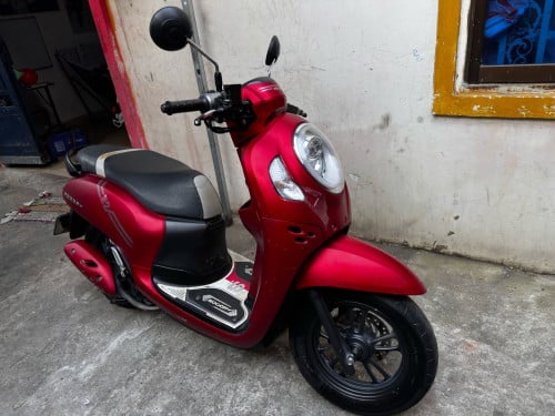 ម៉ូតូជិះតែក្នុងក្រុង ម្ចាស់ដើមជិះថែ smart key