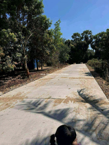 ដីទទឹង10ម៉ែតបណ្តោយ30ម៉ែត