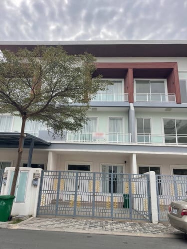 វីឡាកូនកាត់សម្រាប់ជួលនៅបុរីអរគីដេ 6A / Link Villa for Rent at Borey Orkide 6A