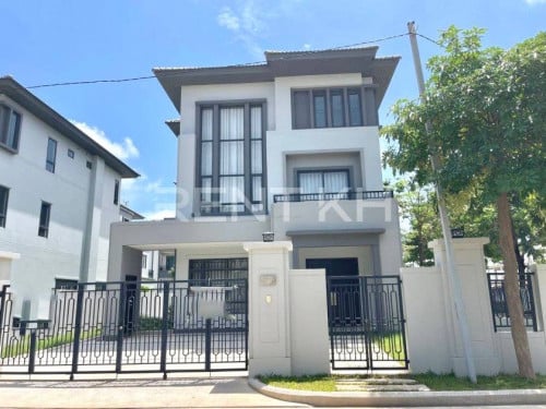 វីឡាសម្រាប់ជួលនៅបុរីជកម៉ុង 6A / Single Villa for Rent at Borey Chip Mong Land, Park Land 6A