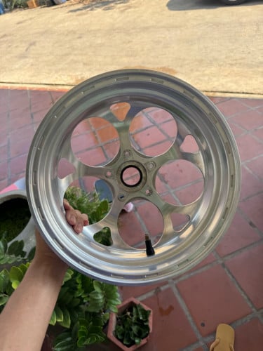 កាំវ៉េសស្ពាម៉ារ៉ូមួយទឹកនៅសា្អត90%