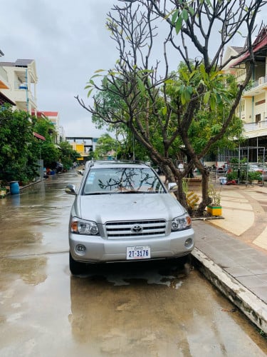 ឡានលក់ Highlander01 V6