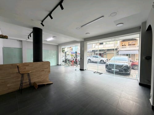 ហាងជួលនៅទួលគោក  I Shop for Lease at Toul Kork Negotiate