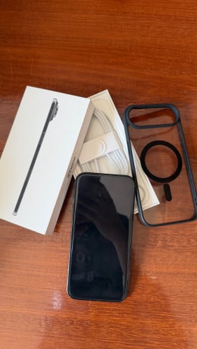 លក់ Iphone Air black 256gb ស្អាត 99% ថ្ម 100%