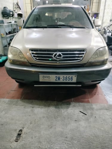 លក់ Lexus Rx 300ប៉ុងមួយ
