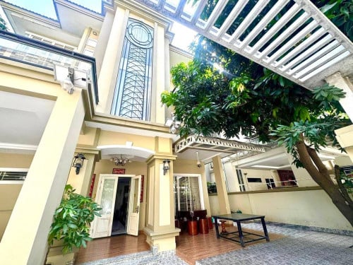 វីឡាឃ្វីនសម្រាប់ជួលនៅបុរីអរគីដេ ២០០៤ / Queen Villa For Rent At Borey Orkide 2004