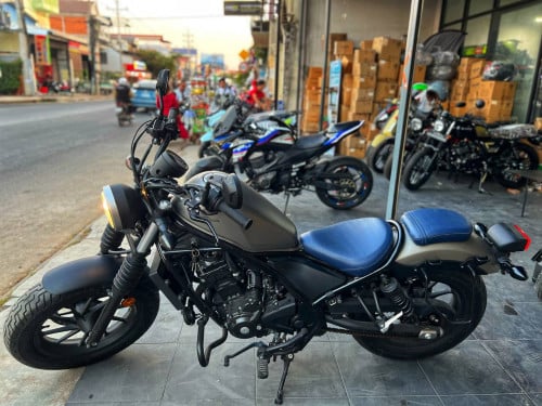 ទើបតែមក នៅខ្ចីស្អាត ដូចថ្មី Rebel 250 2017 ក្រដាសពន្ធ ពីជប៉ុន