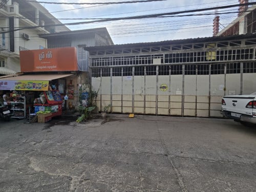 ឃ្លាំងជួល | Warehouse for Rent