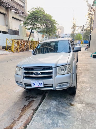 09ប៉ុង2ឡានខ្លាញ់គោ