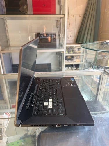 Asus TUF Dash F15 (i7(11gen) 16Ŋ VGA6g)